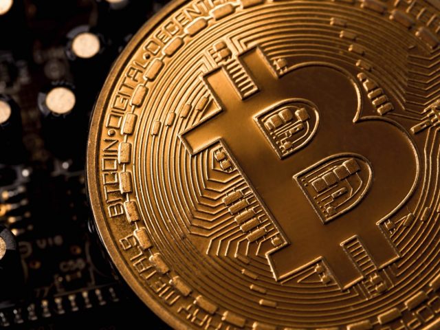 قیمت هر بیت‌کوین در پایان سال 2022 به 25 هزار دلار خواهد رسید؟