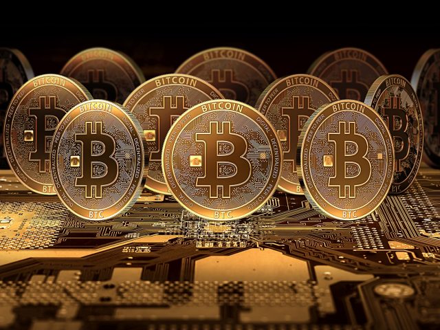 تراکنش های بیت کوین چگونه انجام می شوند؟